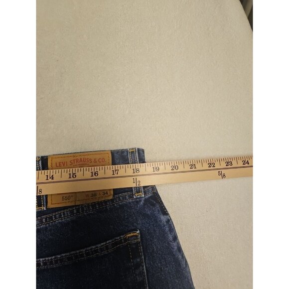 Levis 550 Relaxed Fit Mens Denim Blue Jeans Tag 38 x 34 Actual 38 x 33 - Picture 3 of 5